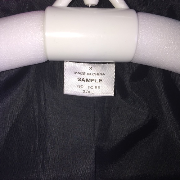 Bold Retro Style Shag Cropped Jacket  A77 - Picture 8 of 8